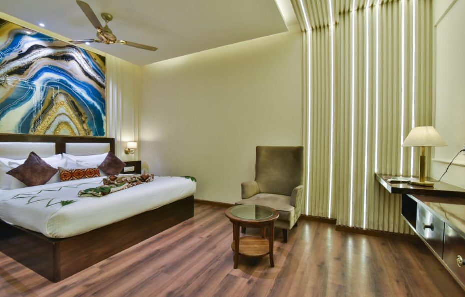 Hotel B R Grand  Amritsar