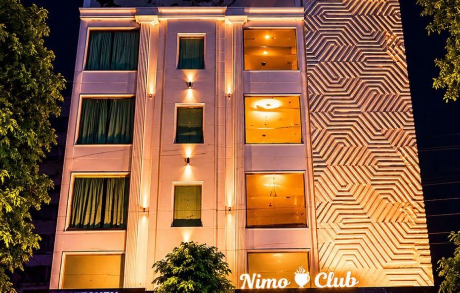Hotel B R Grand  Amritsar