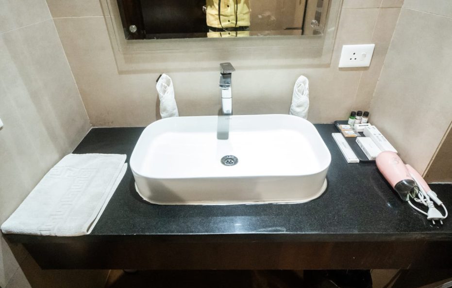 Hotel Dharohar Varanasi