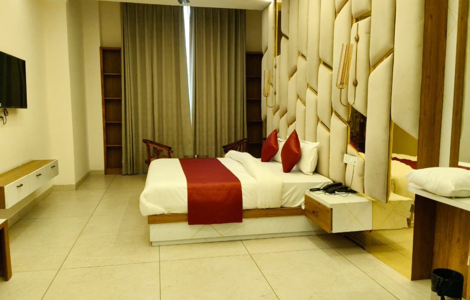Hotel SK Merritss Zirakpur