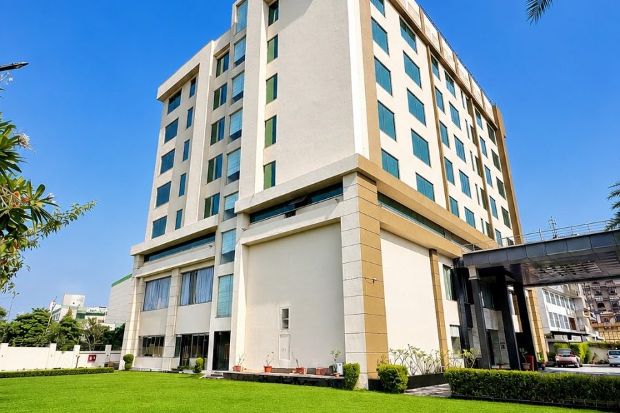 Golden Tulip Kukas, Jaipur