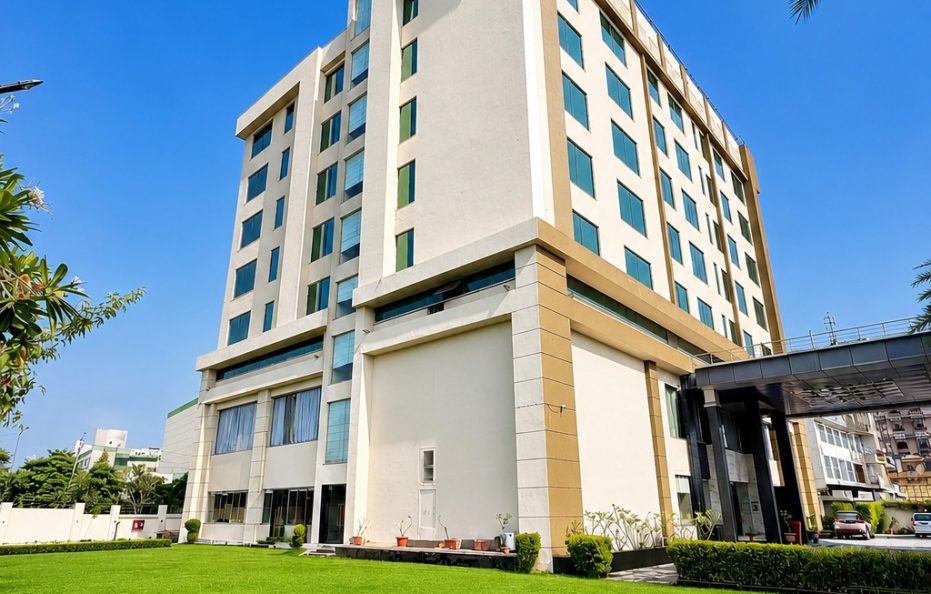 Golden Tulip Kukas, Jaipur