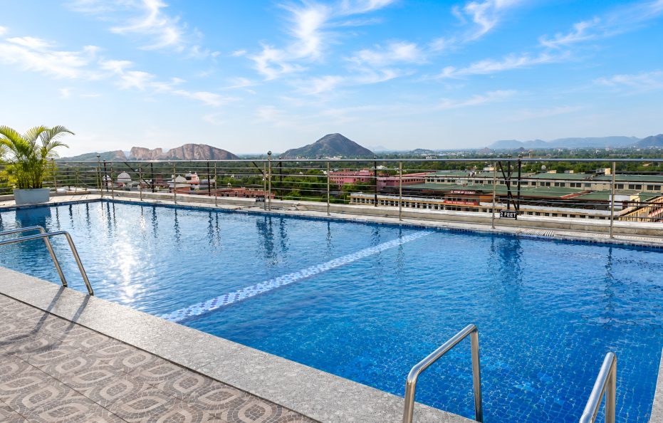 Golden Tulip Kukas, Jaipur