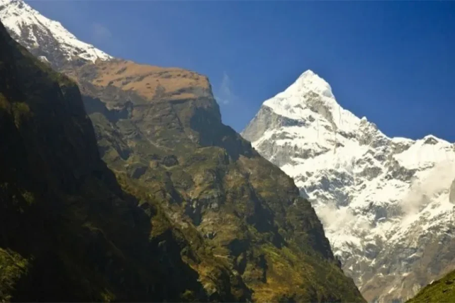 Badrinath Kedarnath Yatra by Helicopter from Delhi