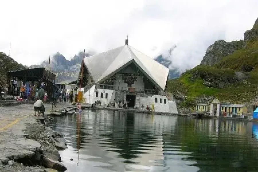 Valley of Flowers and Hemkund Sahib