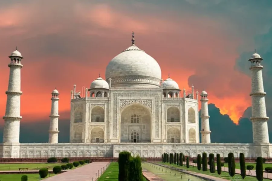 Delhi Amritsar Tour with Taj