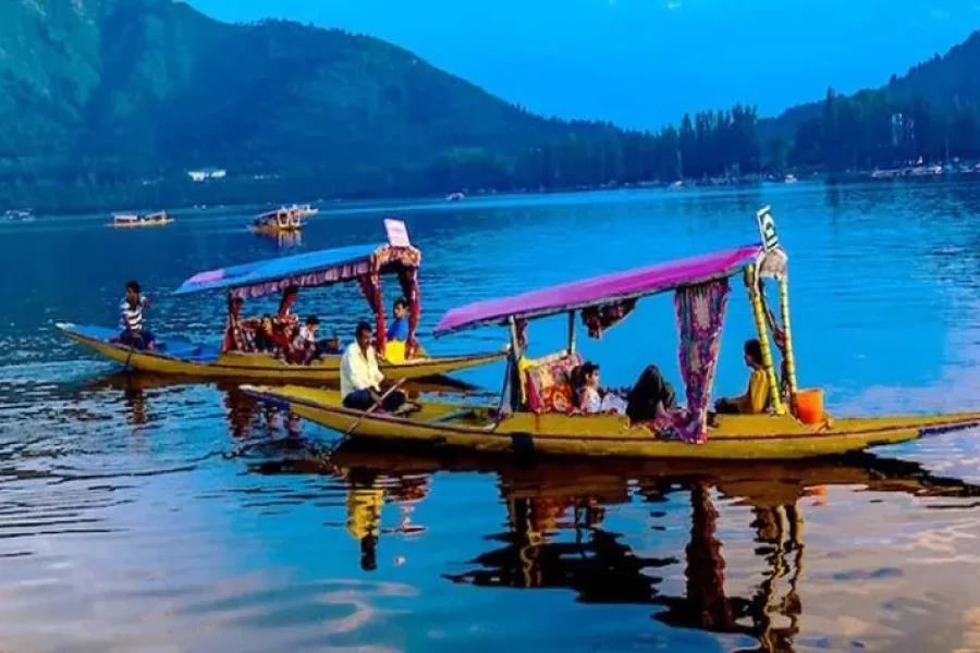 Kashmir Holiday Package