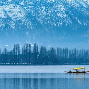 Best Kashmir package dal lake boat and mountain view 